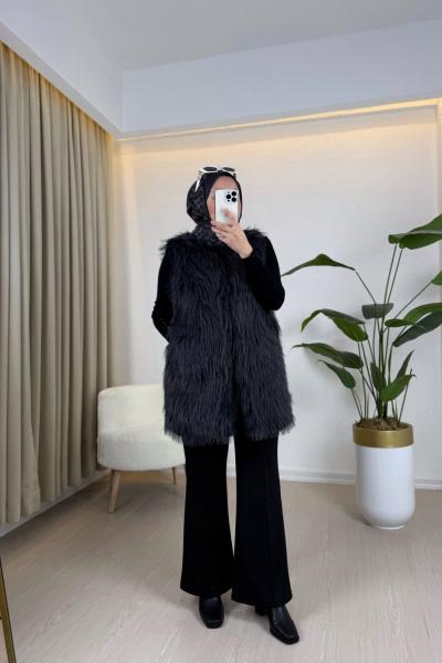 Beyaz Kürk Yelek Siyah