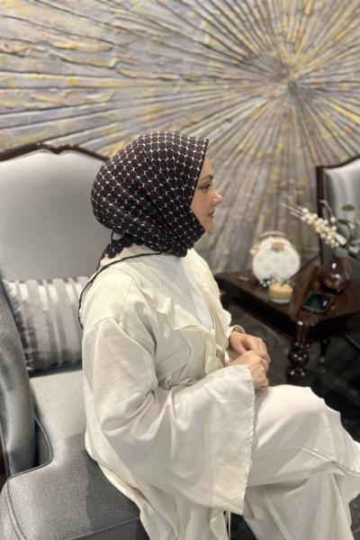 Kare Desen Eşarp Siyah Kırmızı